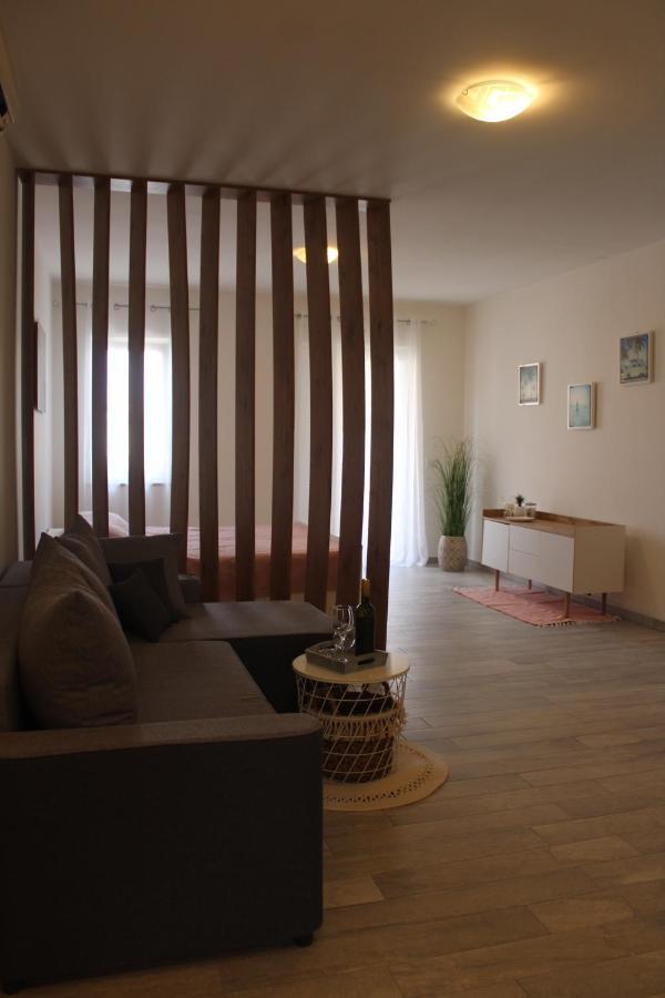 Sanda Apartamento Banjole Exterior foto