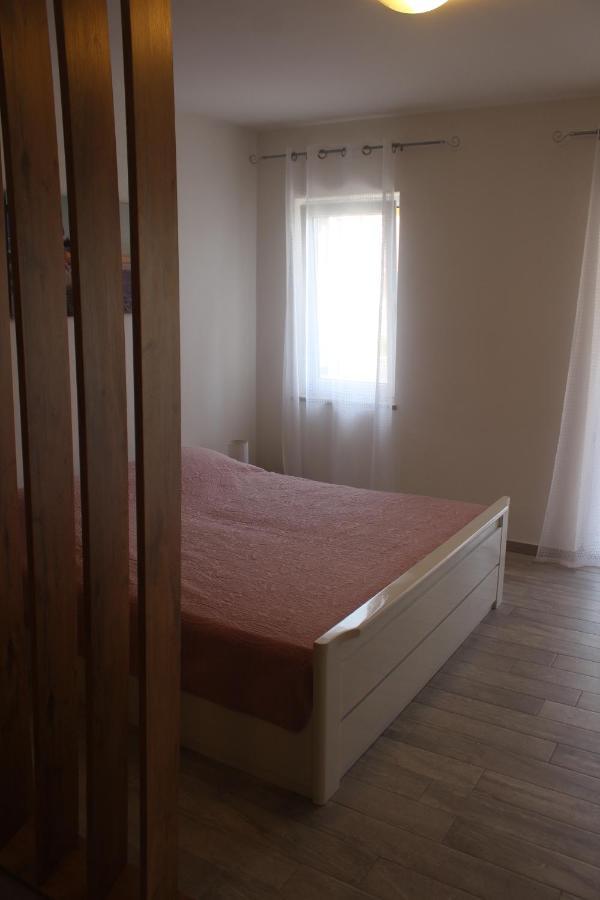 Sanda Apartamento Banjole Exterior foto
